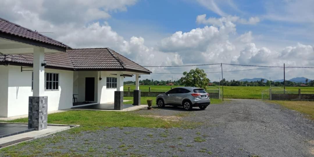 Banat Village Stay Arau Exterior photo